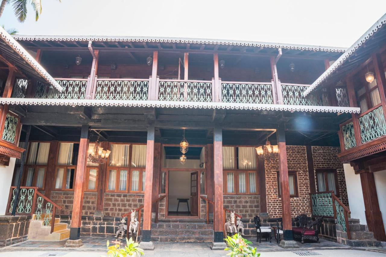 Sawantwadi Palace Boutique Art Hotel Buitenkant foto