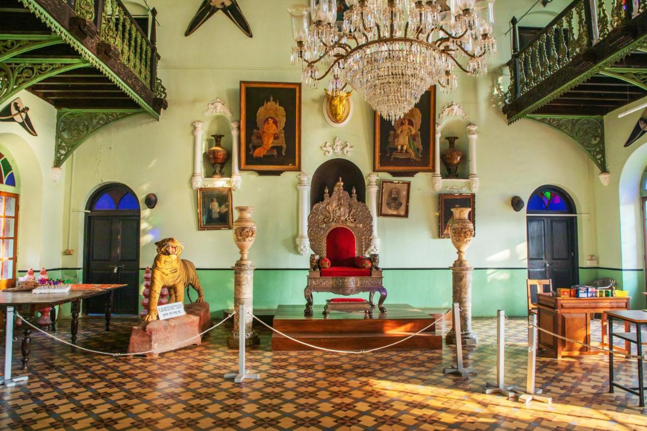 Sawantwadi Palace Boutique Art Hotel Buitenkant foto