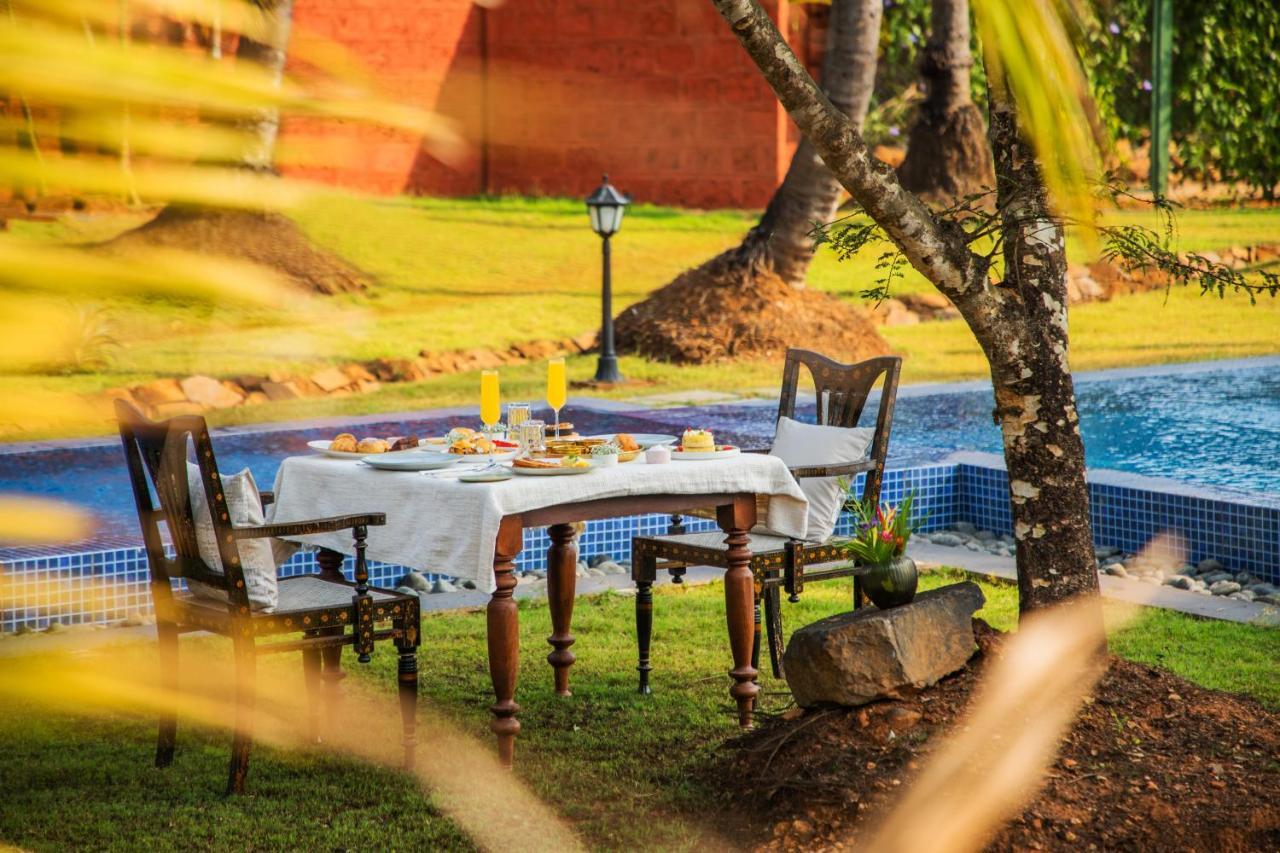 Sawantwadi Palace Boutique Art Hotel Buitenkant foto