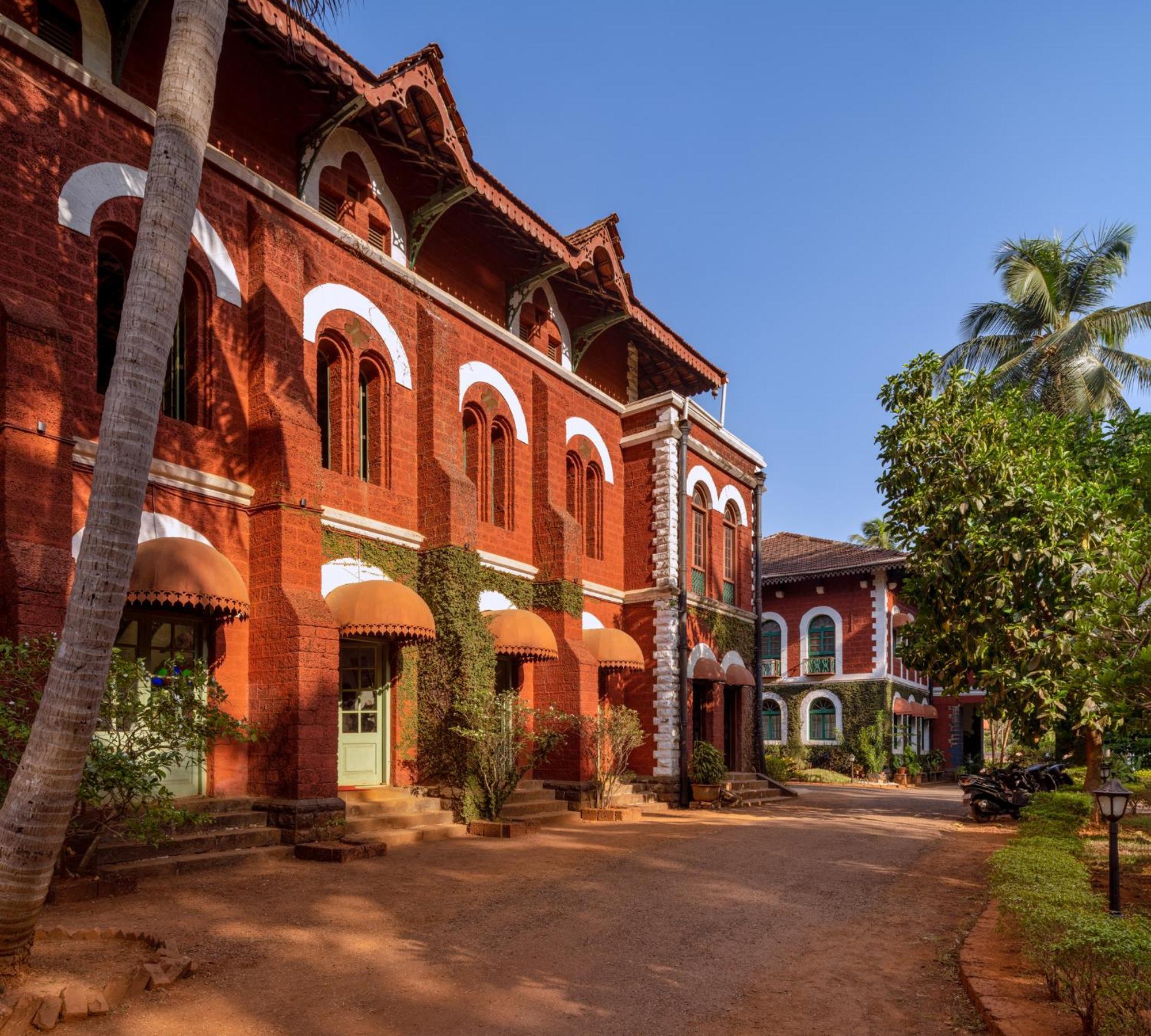 Sawantwadi Palace Boutique Art Hotel Buitenkant foto