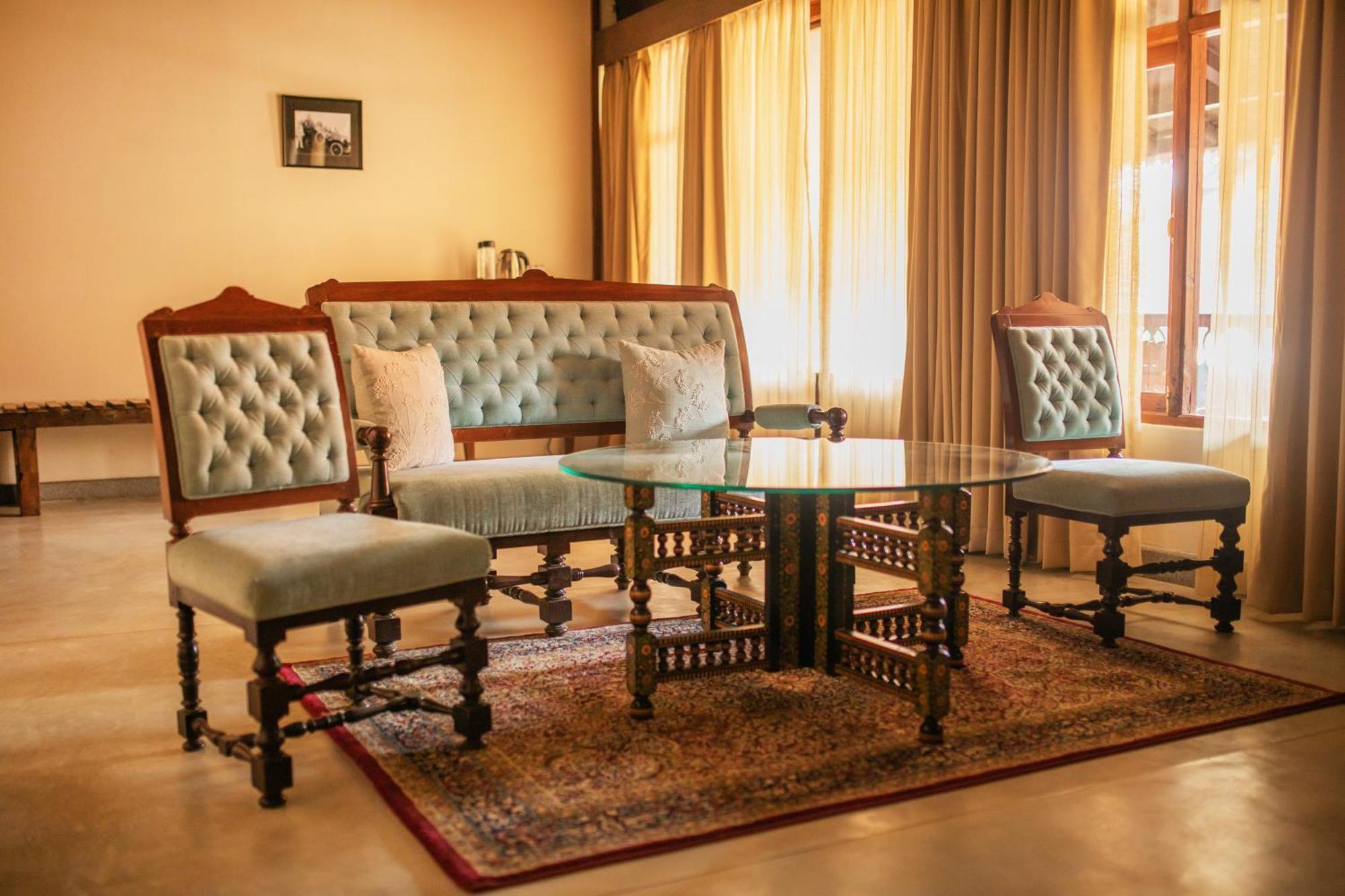 Sawantwadi Palace Boutique Art Hotel Buitenkant foto