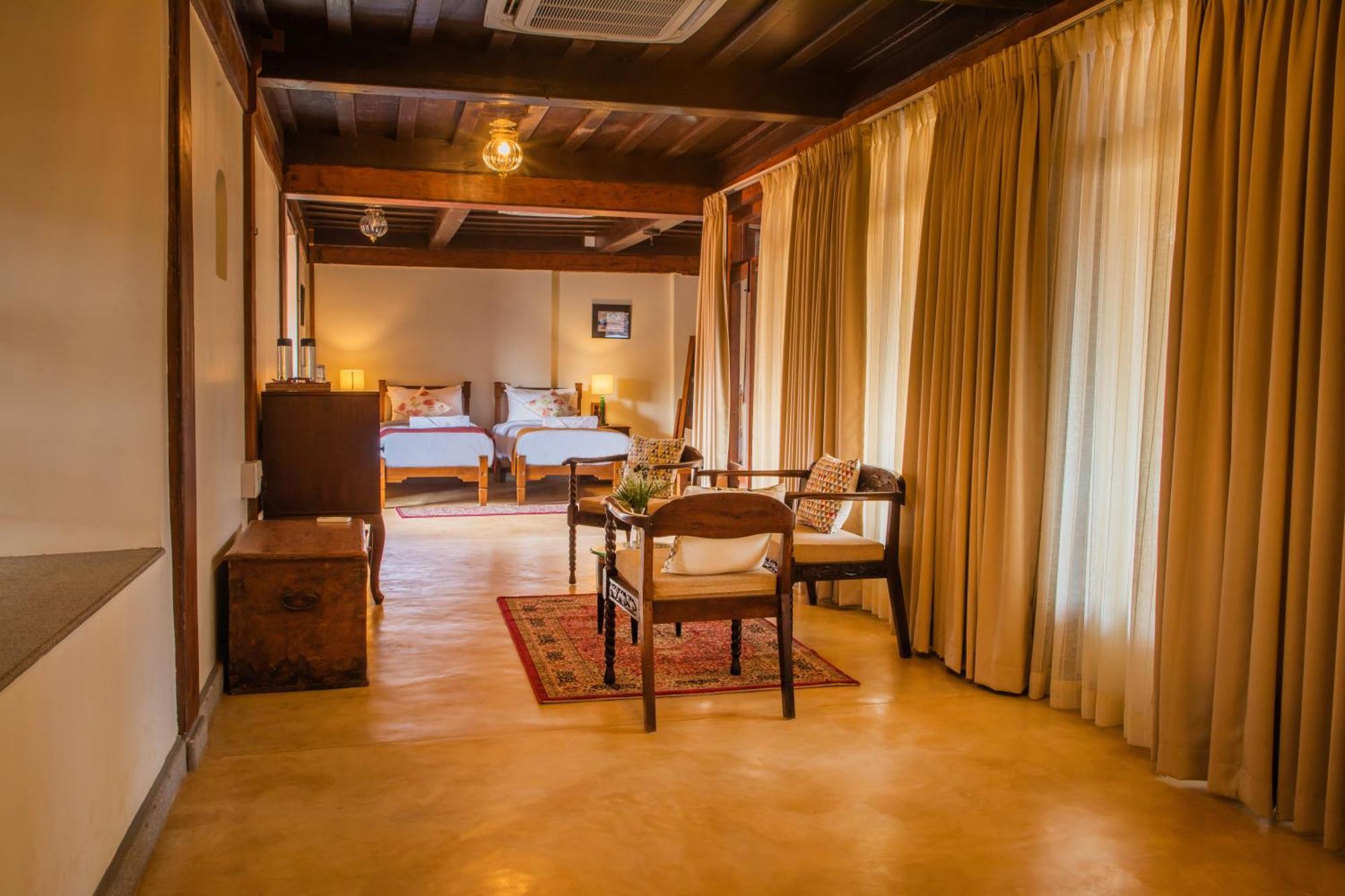 Sawantwadi Palace Boutique Art Hotel Buitenkant foto