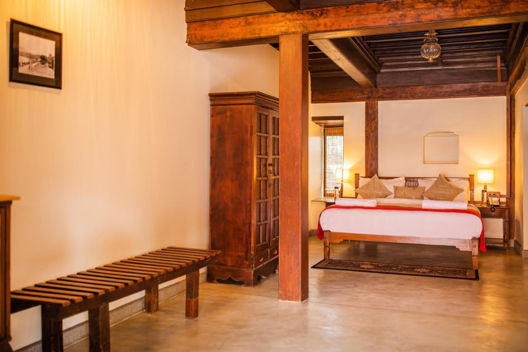 Sawantwadi Palace Boutique Art Hotel Buitenkant foto